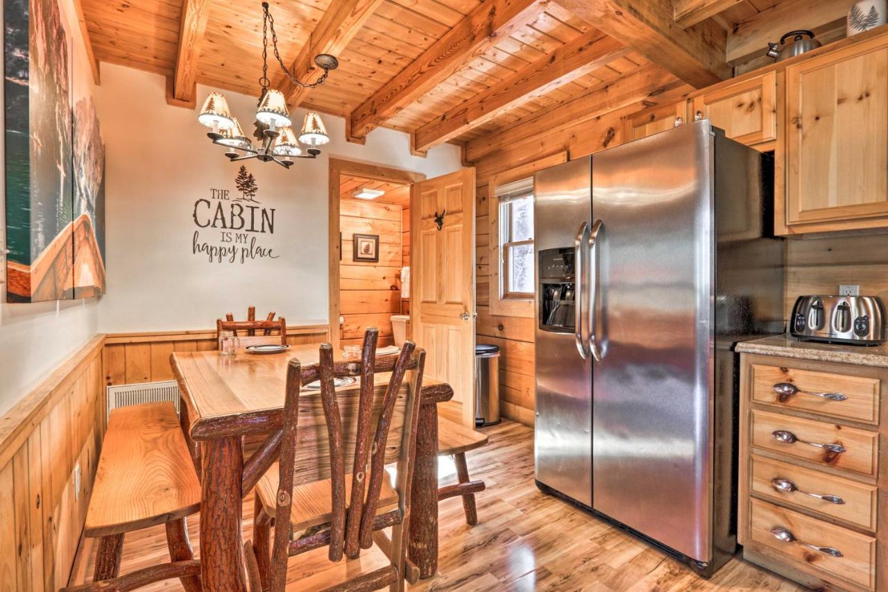 Cozy Cabin With Hot Tub In The Heart Of Pigeon Forge Villa Buitenkant foto