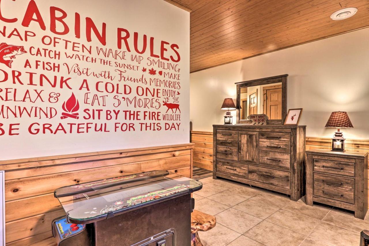 Cozy Cabin With Hot Tub In The Heart Of Pigeon Forge Villa Buitenkant foto
