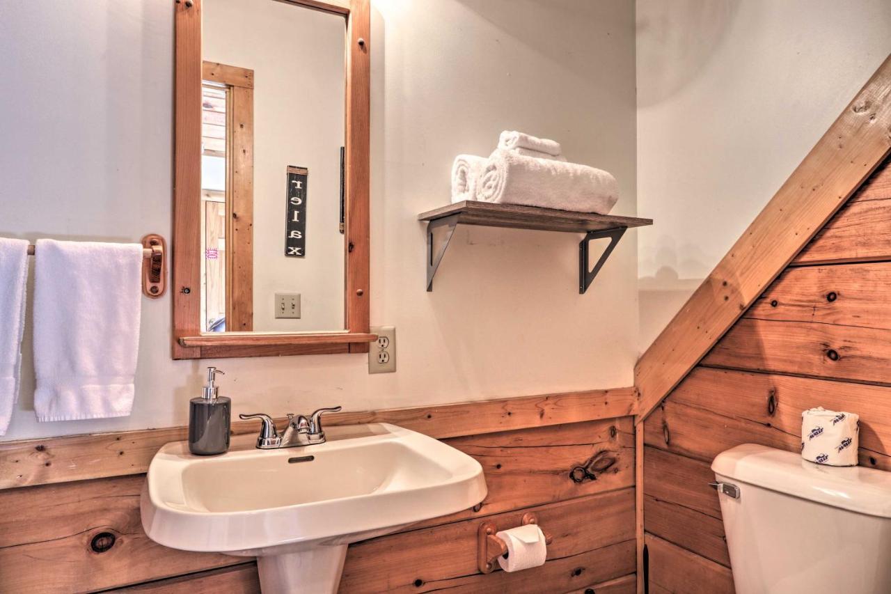 Cozy Cabin With Hot Tub In The Heart Of Pigeon Forge Villa Buitenkant foto